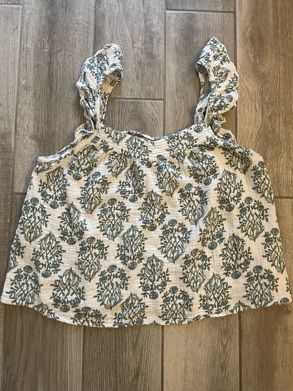 Rachel Zoe ruffle tank top Sz M, floral pattern, cotton
